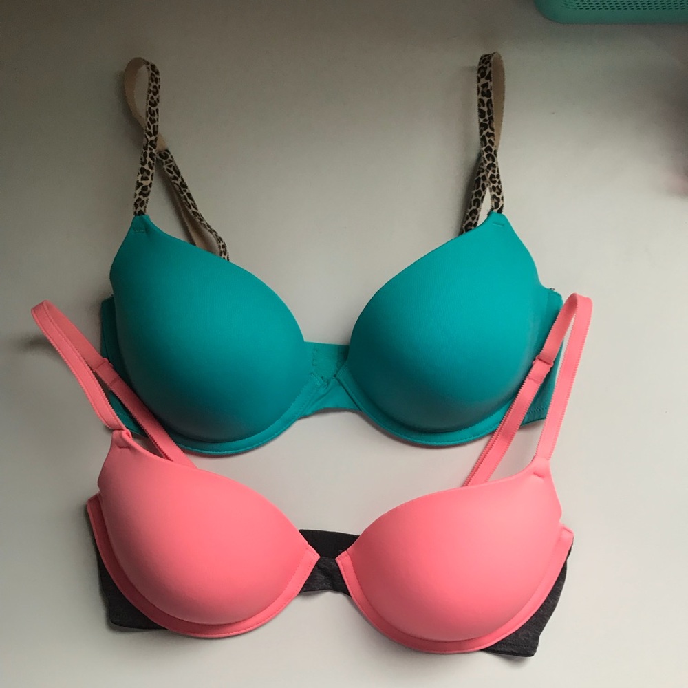 Victoria’s Secret Pink Wear Everywhere Bra Bundle